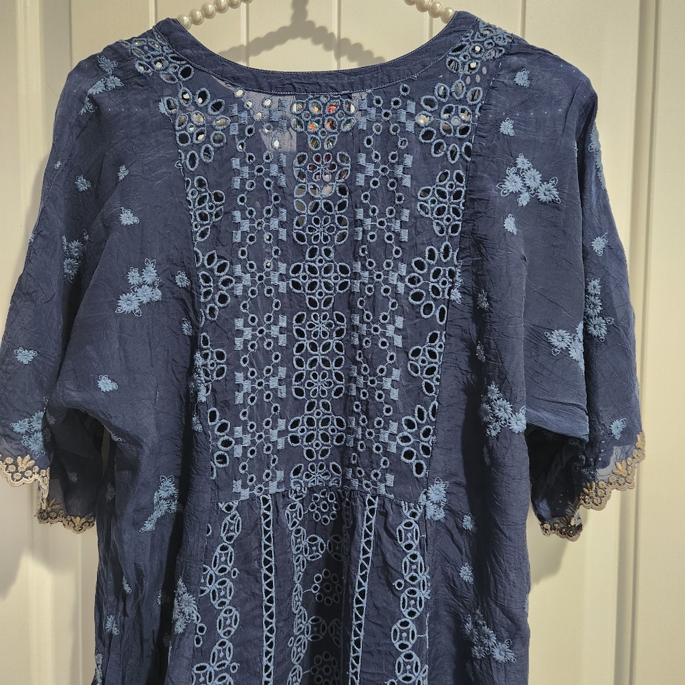 Johnny Was Blue Riza Embroidered Shift Dress size Small - Picture 7 of 9